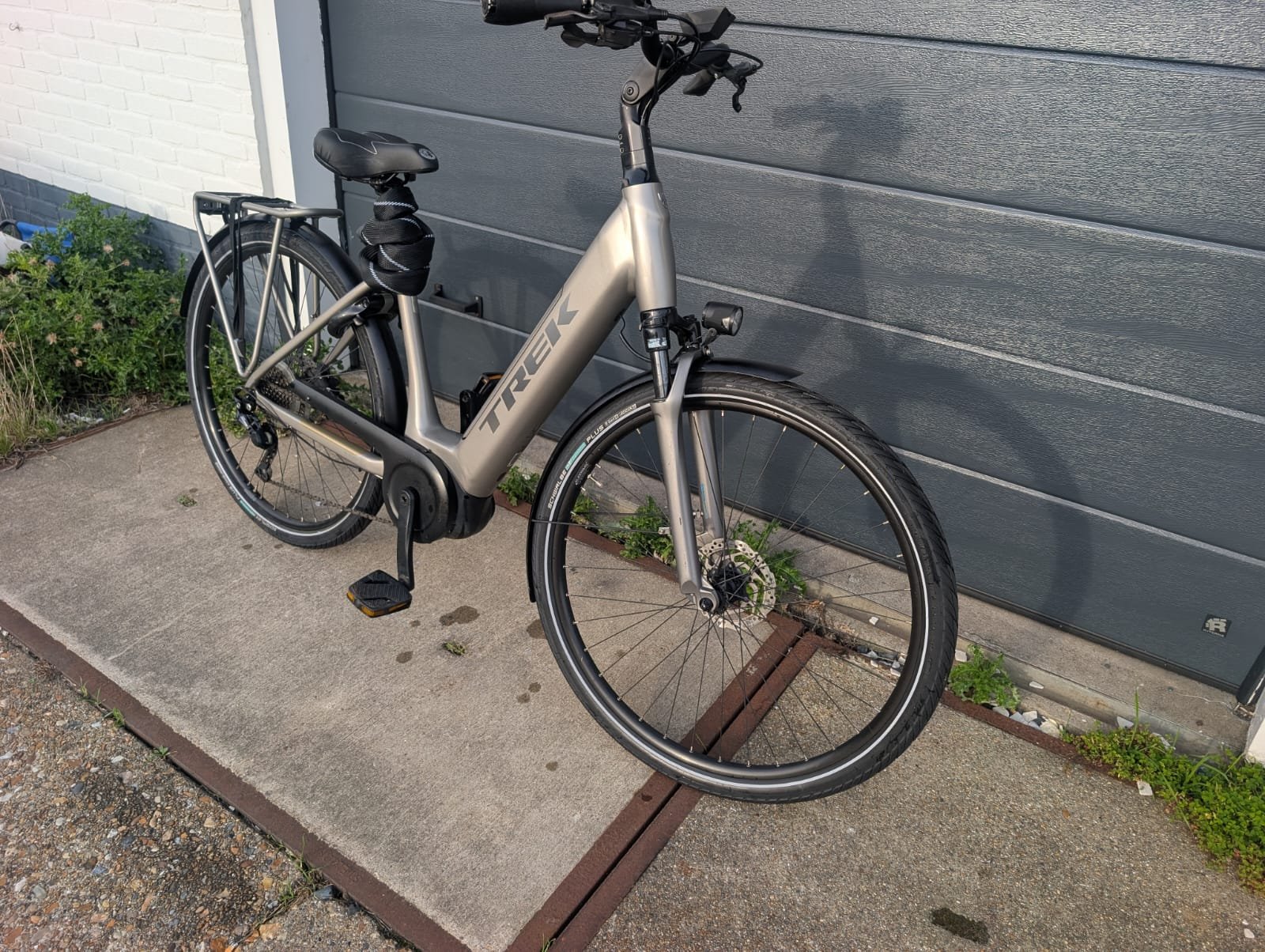 Trek Verve 5 Bosch Middenmotor Elektrische fiets